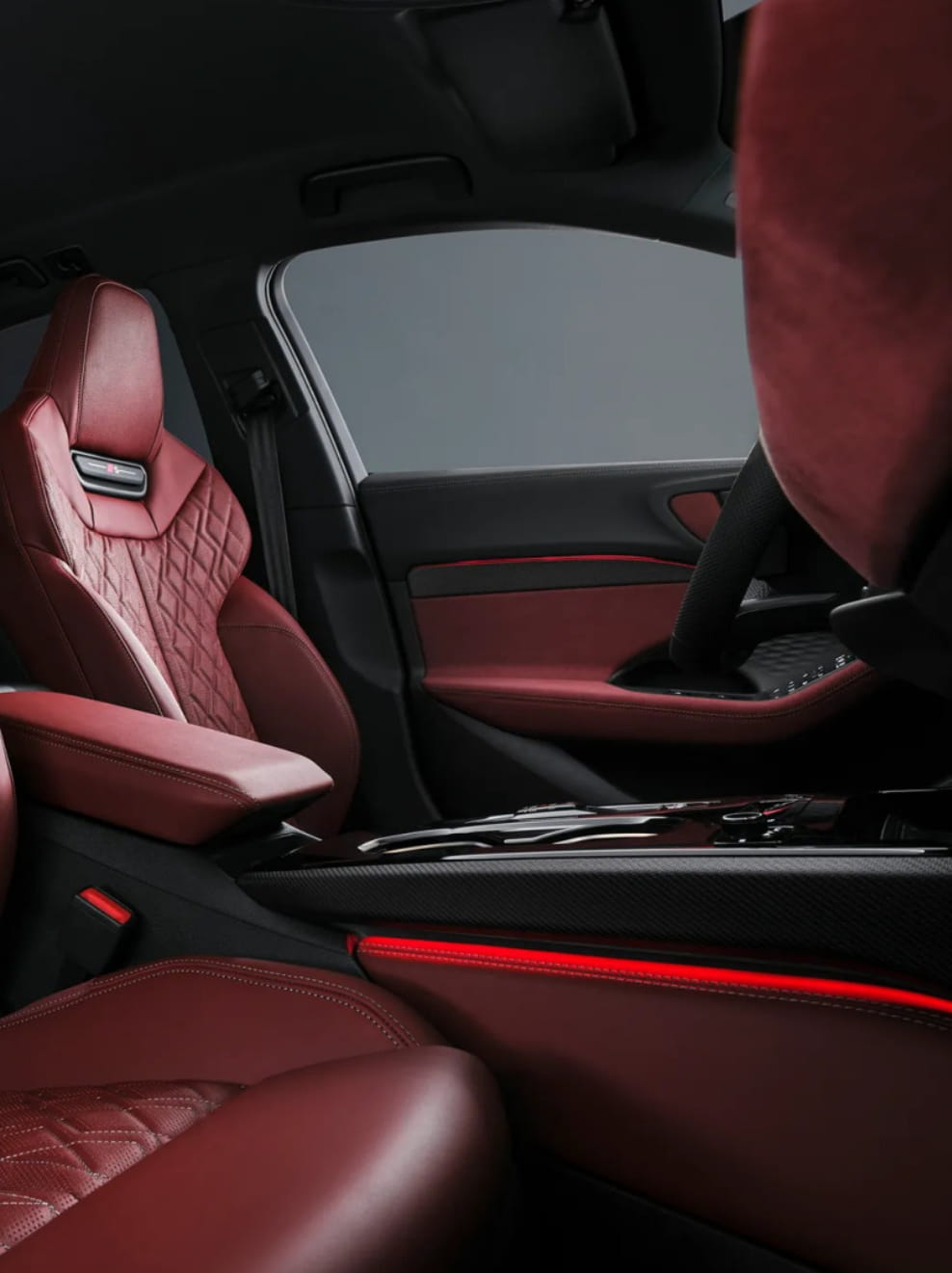 限量99台/57.18万!全新奥迪S5 Avant正式上市 3.0T V6+4.5秒破百高性能瓦罐来袭